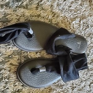 Sanuk sling sandals!